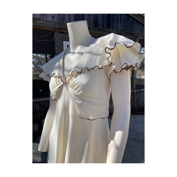 70s Ivory Maxi Dress Brown Ruffle Trim V Neck Flutter Cap Sleeve Oversize Collar - Picture 2 of 14